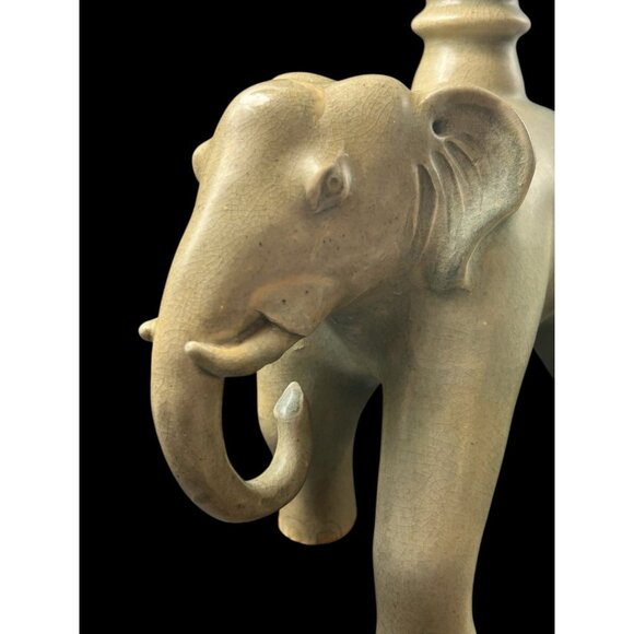 Vintage Thai Celadon Matte Gray Crackled Glaze Elephant Statue Large 8.5"x11"x5" - Picture 6 of 16